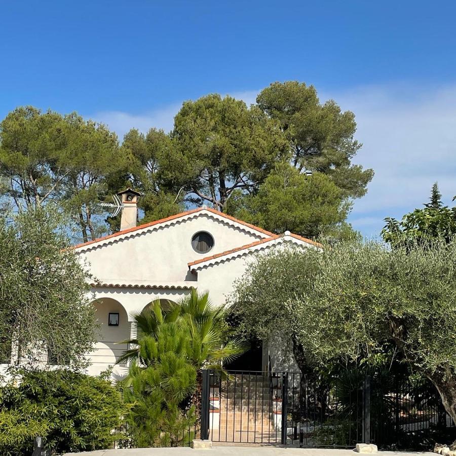Villa La Carpenee Roquefort-les-Pins Exterior photo